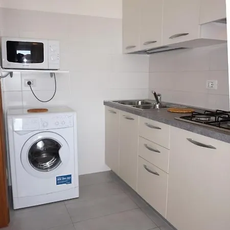 In 40176 Apartment