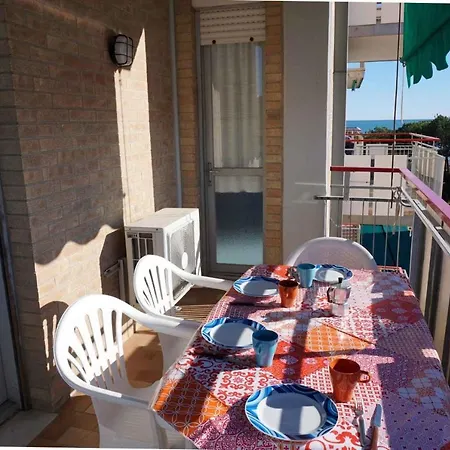 Appartamento In Porto Santa Margherita 40176